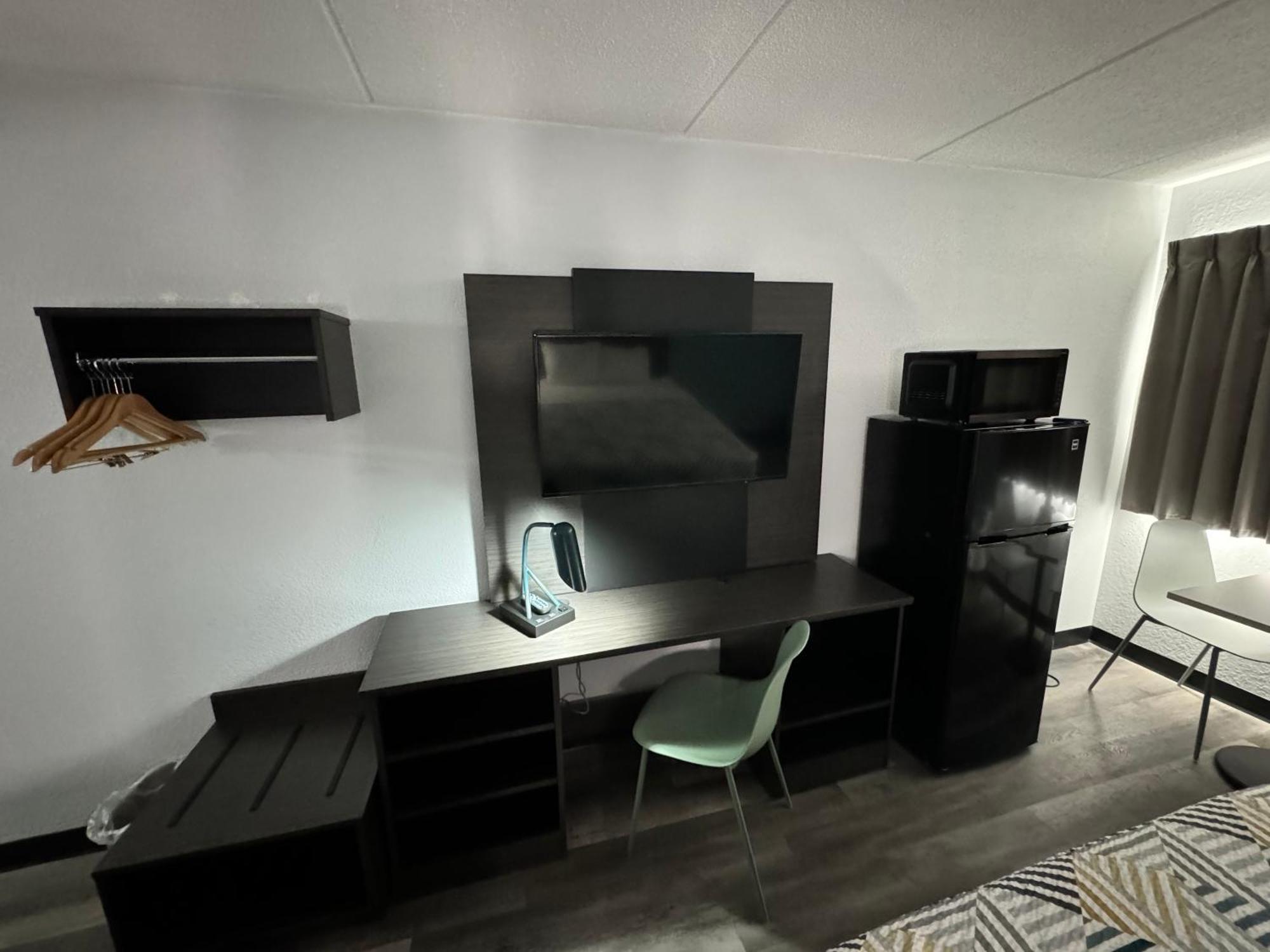 Studio 6 Suites East Syracuse Airport Exterior foto